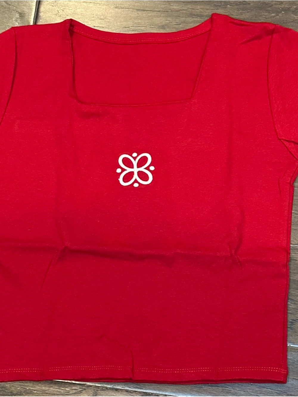 Shanaa Bangkok Red Square-Neck Crop Top with White Center Motif